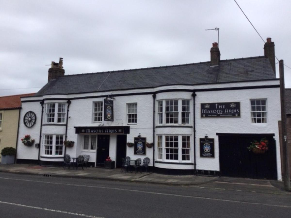 The Masons Arms Bed and Breakfast Norham Eksteriør billede